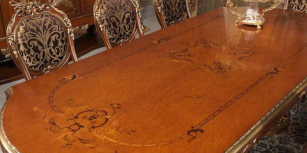 JUEGO DE MESA DE COMEDOR CON DISEÑO DE TALLA REAL TALLADA A MANO KING