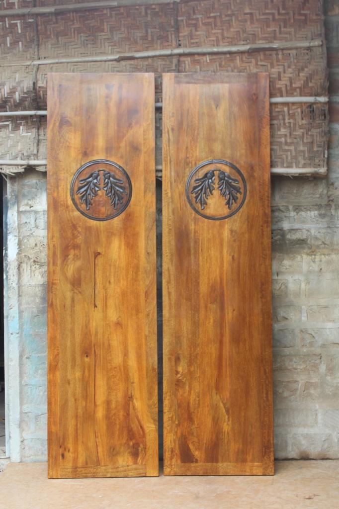 BANAWE Hand Carved Oak Leaf Door